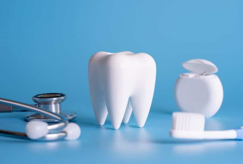 Featured image for “The Relationship Between Oral Hygiene and Teeth Whitening”