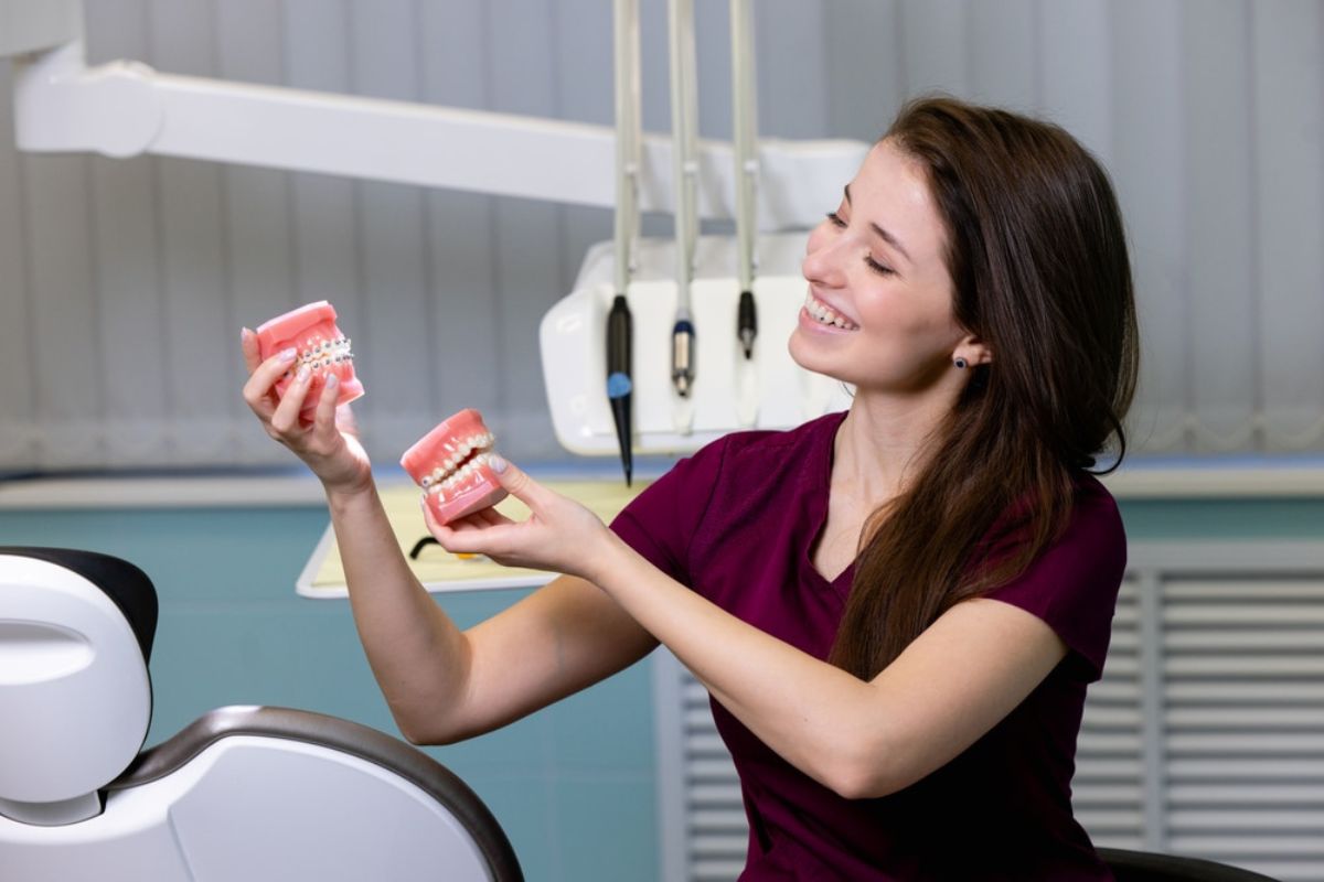 Featured image for “Are Your Teeth Making You Look Older? The Anti-Aging Benefits of Cosmetic Dentistry”